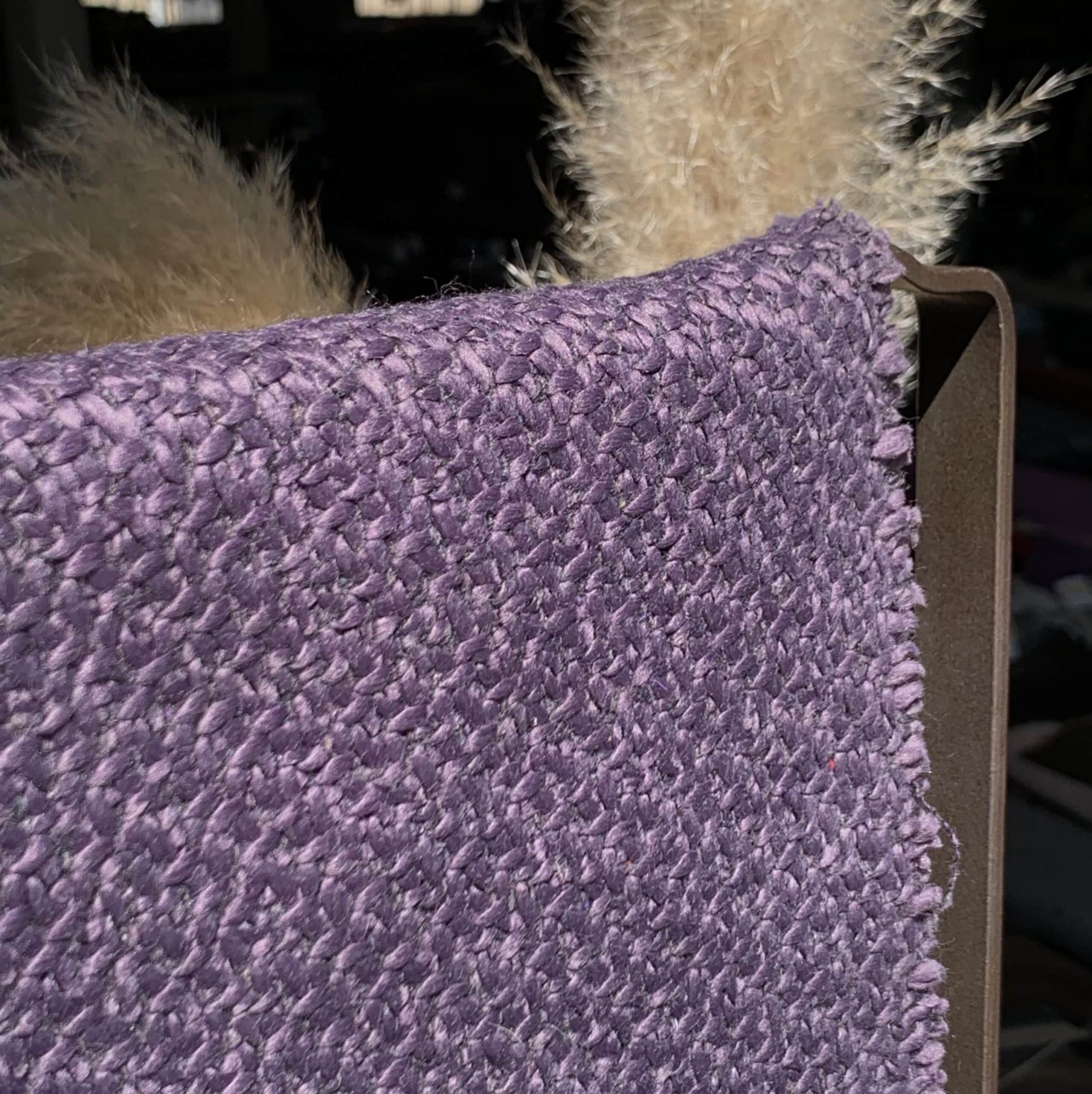 tissu texturé aubergine