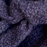 tissu texturé aubergine